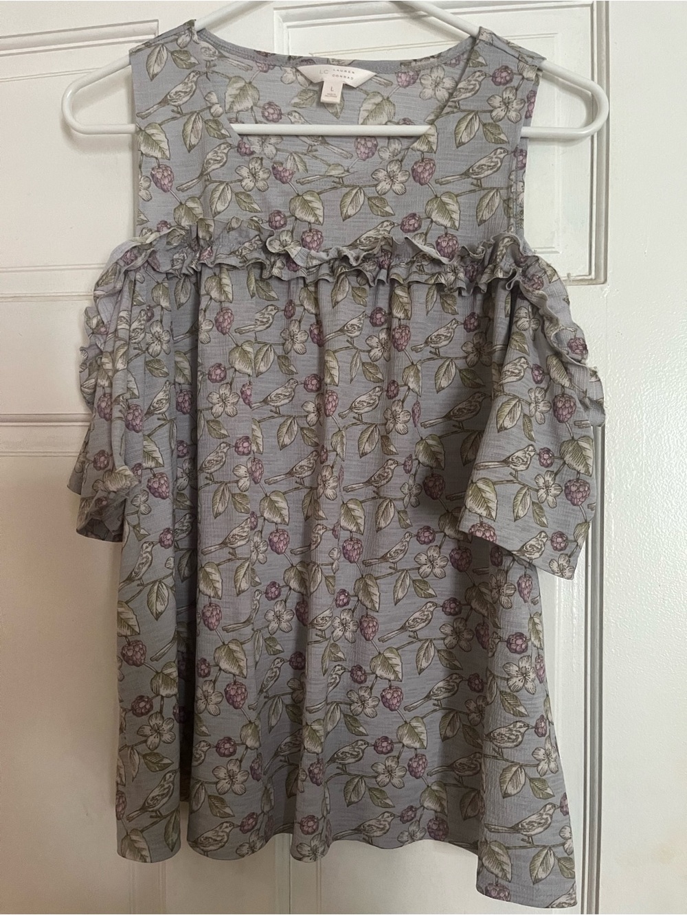 LC Lauren Conrad Gray Floral Cold-Shoulder Top with Pink Blooms